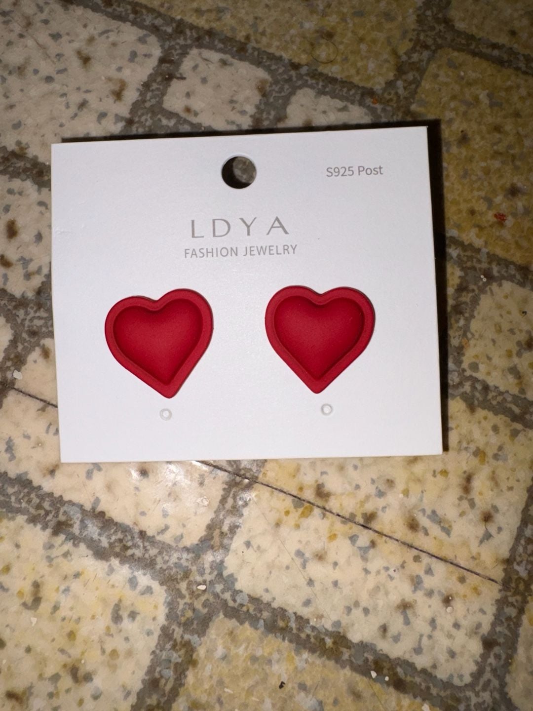 LDYA Fashion Jewelry Red Heart Stud Earrings S925 Post 3