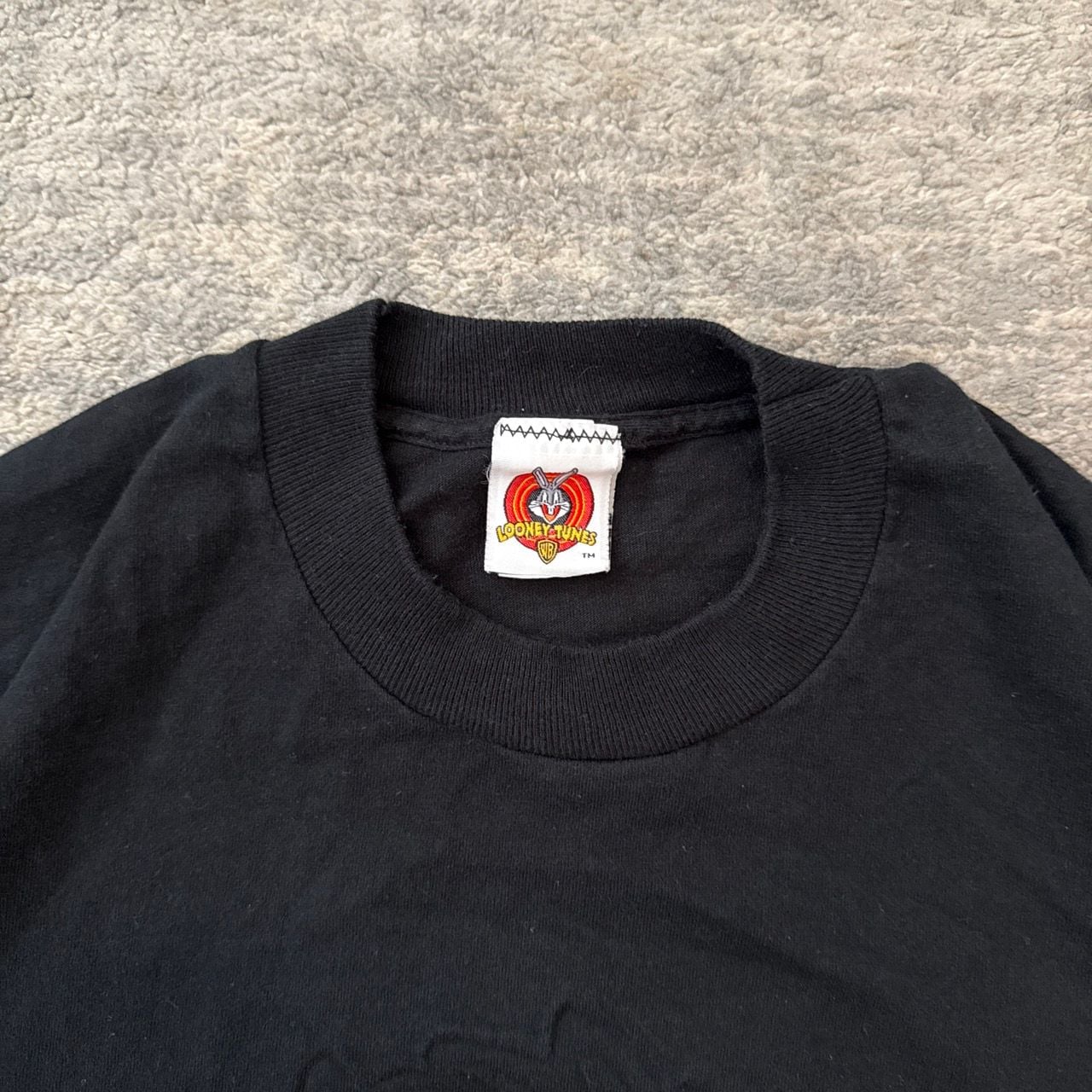 Vintage 90s Looney Tunes Taz T-Shirt Size L Black Embossed Graphic 1997 Vintage 2