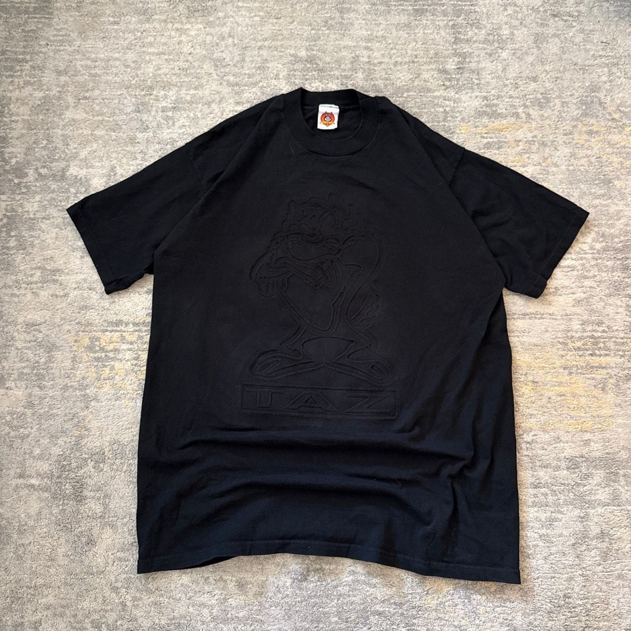 Vintage 90s Looney Tunes Taz T-Shirt Size L Black Embossed Graphic 1997 Vintage 6