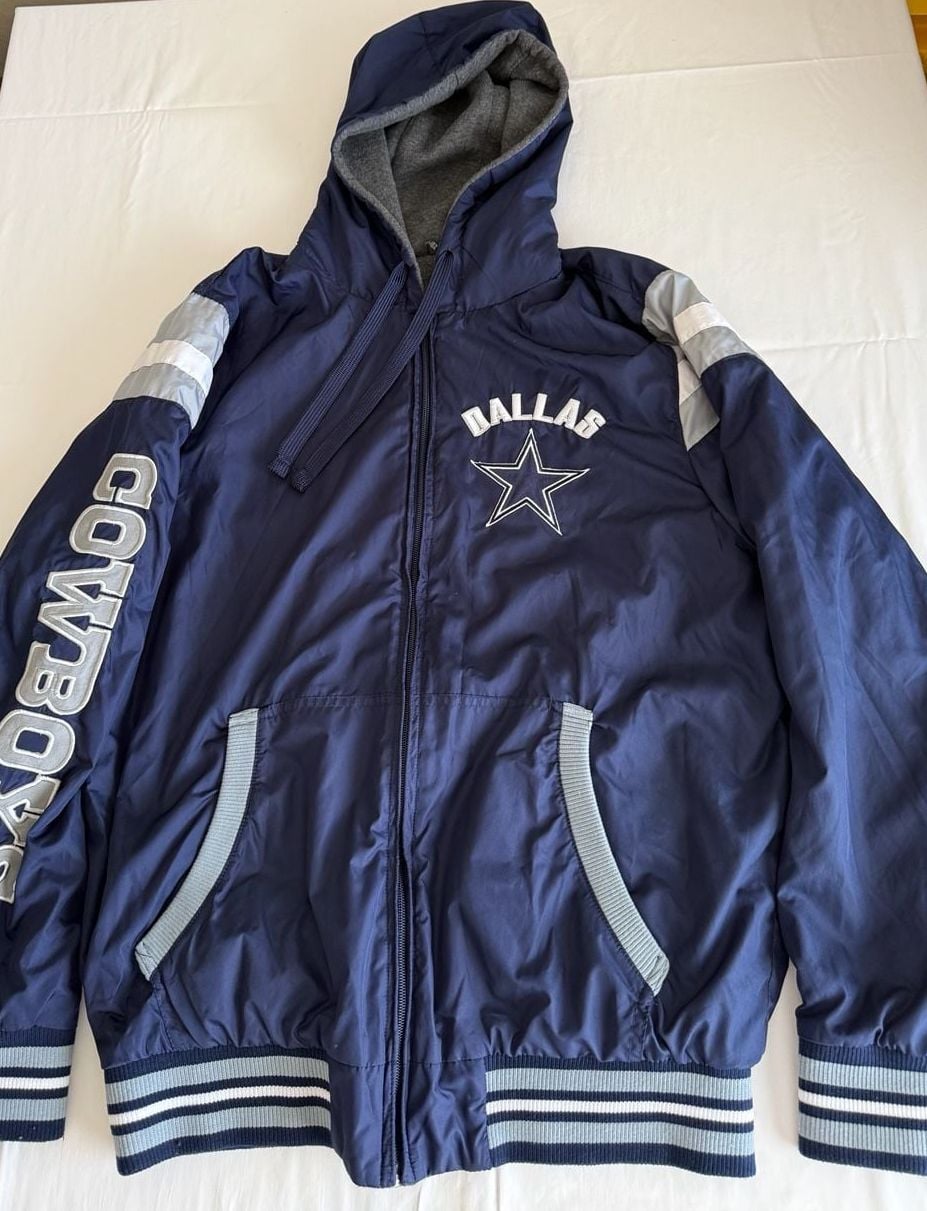 Dallas Cowboys NFL Jacket Size L reversible Hooded Full Zip football fan 2