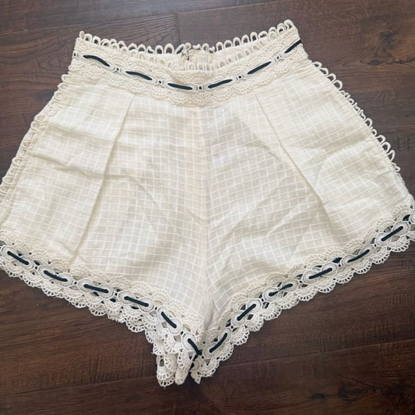 RAHI Crochet Lace Trim Shorts Size XS White Checkered