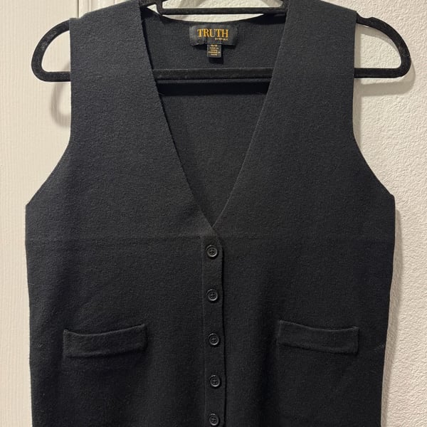 Truth by Republic Sweater Vest Black Button Front V-Neck Size M
