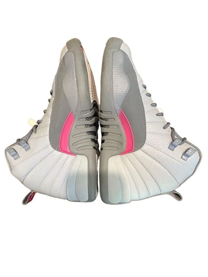 Nike Air Jordan 12 Retro GS Wolf Grey Vivid Pink 7