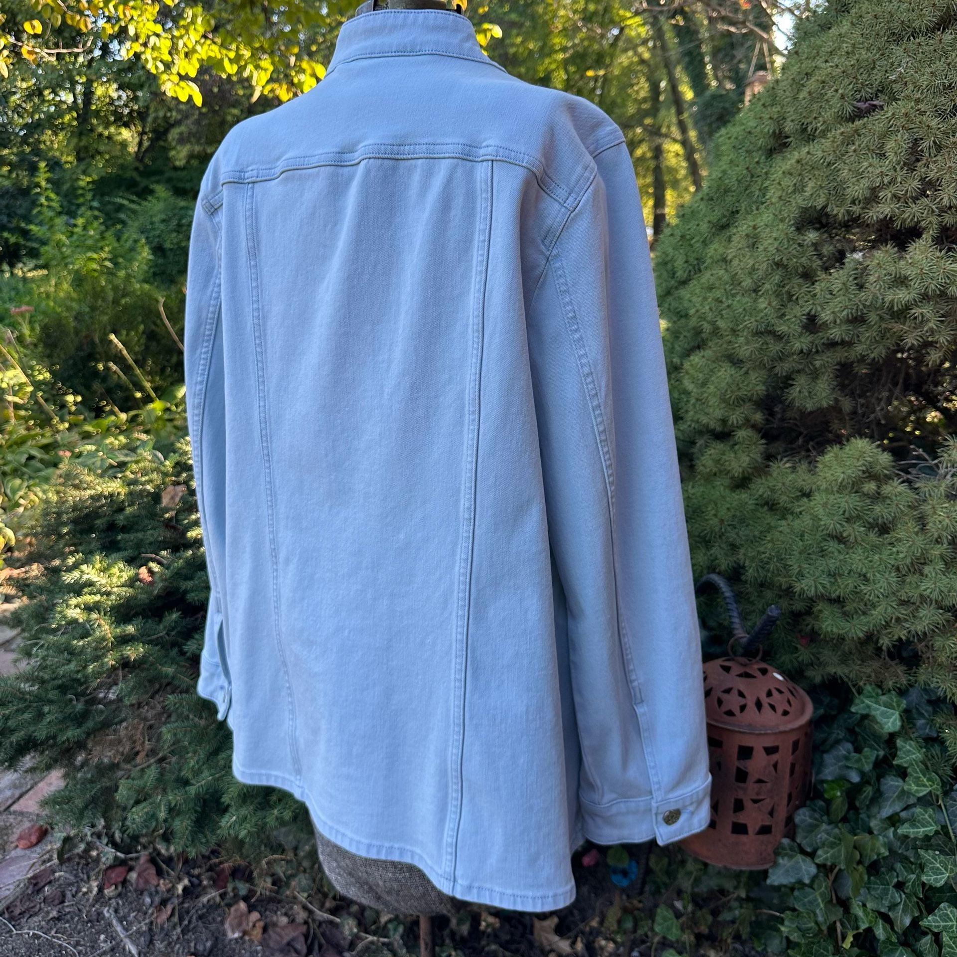 Soft Surroundings Next Level Denim Jacket Light Wash NWOT 7