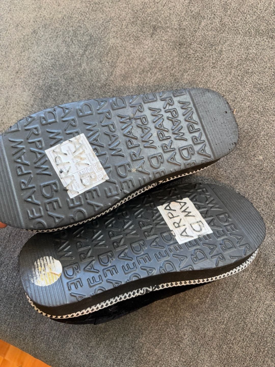 Bearpaw Youth Loki Slipper Size 1 Black 6