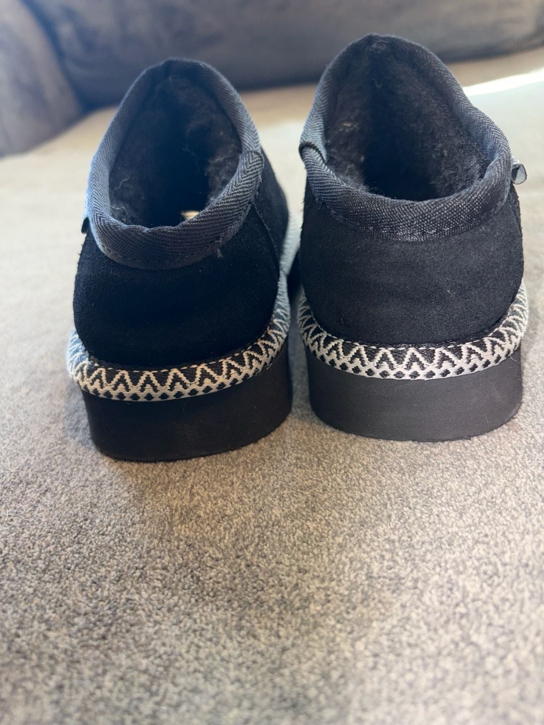 Bearpaw Youth Loki Slipper Size 1 Black 7