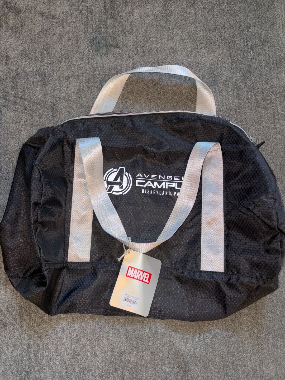 Disney Marvel Avengers Campus Disneyland Paris Duffel Bag New 2