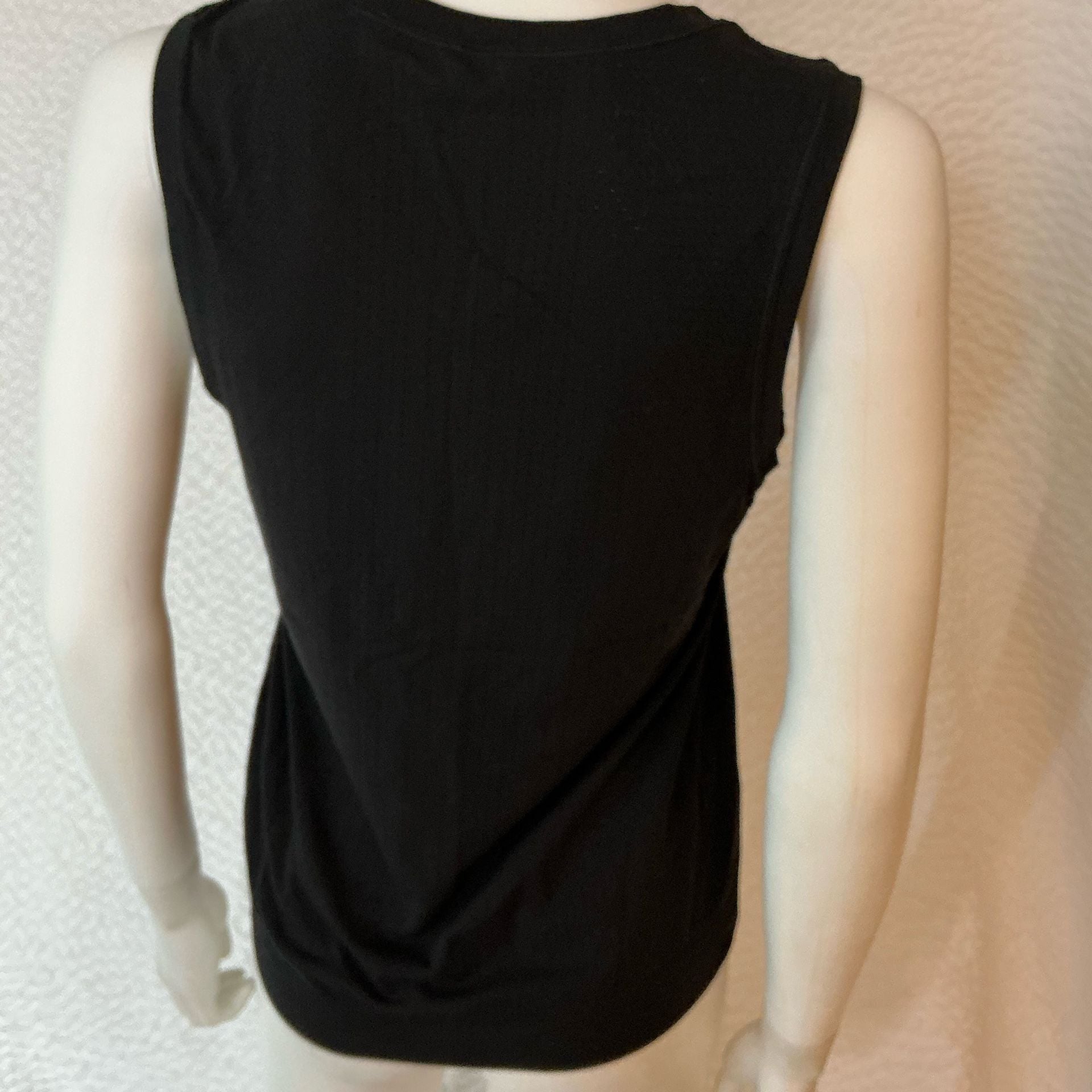 Athleta Tank Top Size S Black Perforated Knit Sleeveless 6