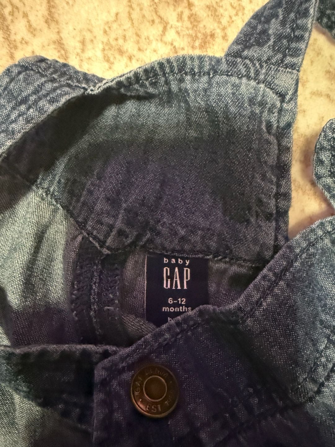 Size 6-12m
Baby Gap Denim Cargo Overalls 4