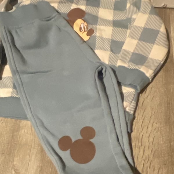 Disney Mickey Mouse Sweatshirt And Jogger Pants Set Size 24M Blue Plaid