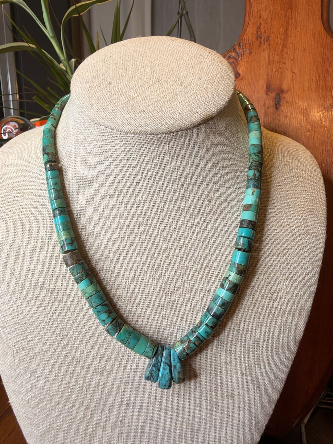 Vintage Native American Turquoise Heishi Bead Necklace with Jacla Pendant 2