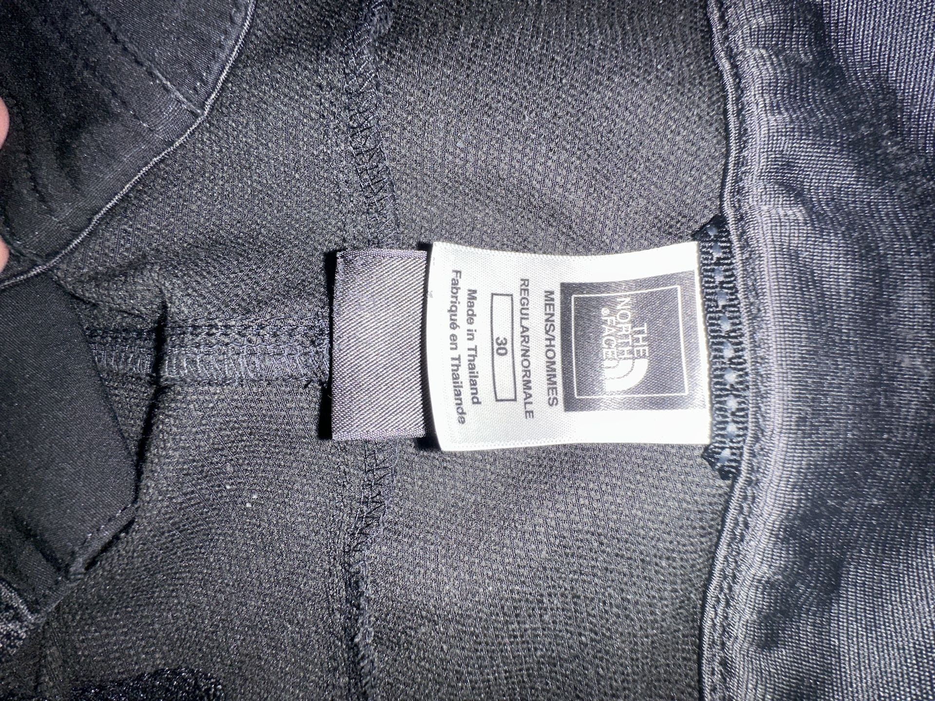 The North Face Shorts Size 30 Black Cargo Hiking Outdoor 4