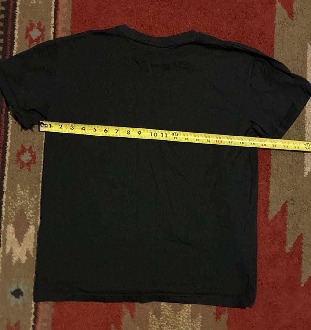 Billie Eilish 3-Photo and Logo T-Shirt Size M Black Graphic Band Tee 6