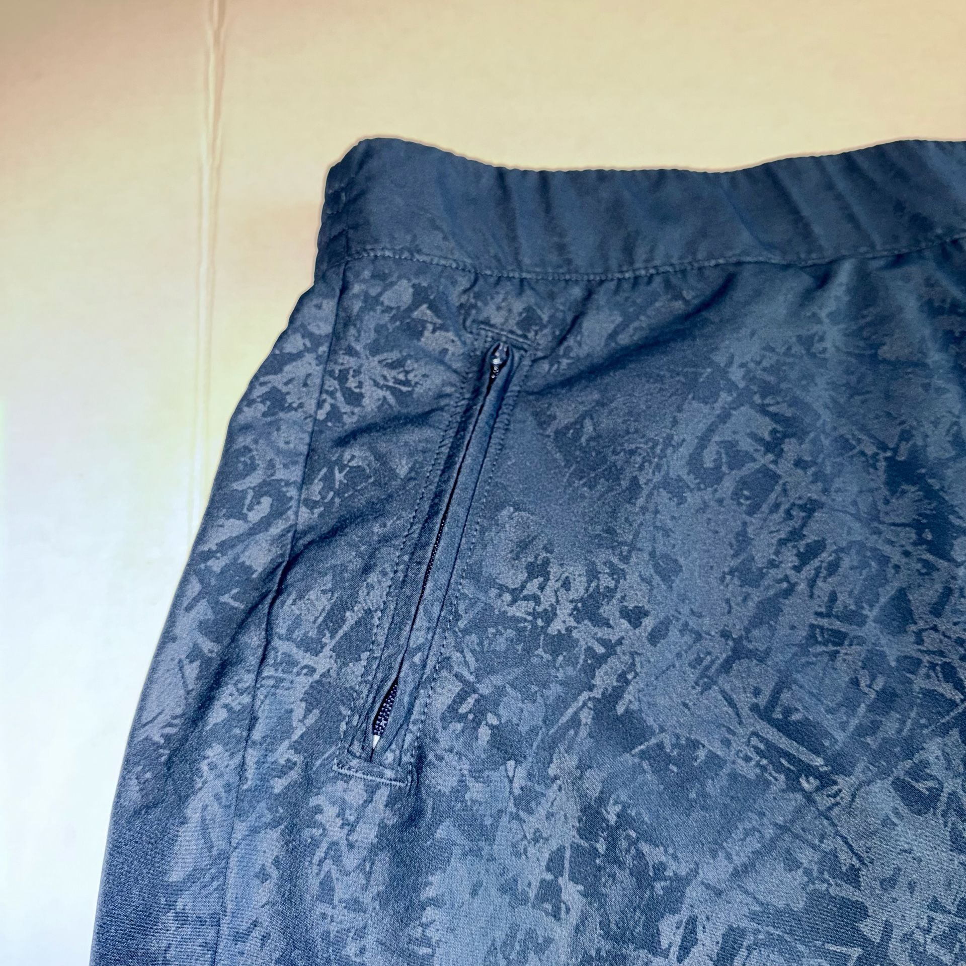 Orvis Athleisure Skort Women Size L Navy Blue Zipper Pocket Hiking Golf  9