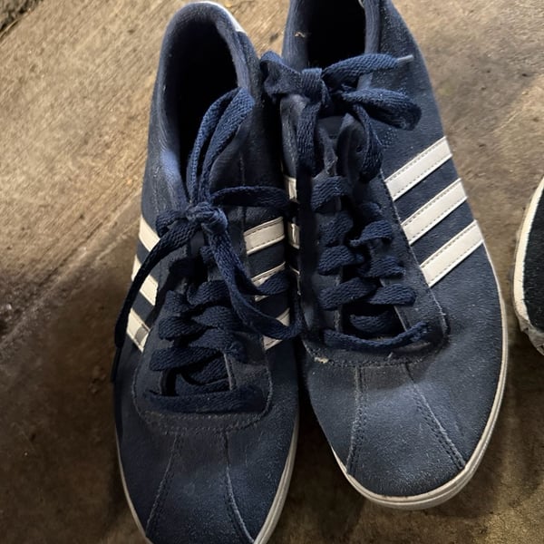 Adidas Courtset Size 7 Navy Blue Suede Sneakers