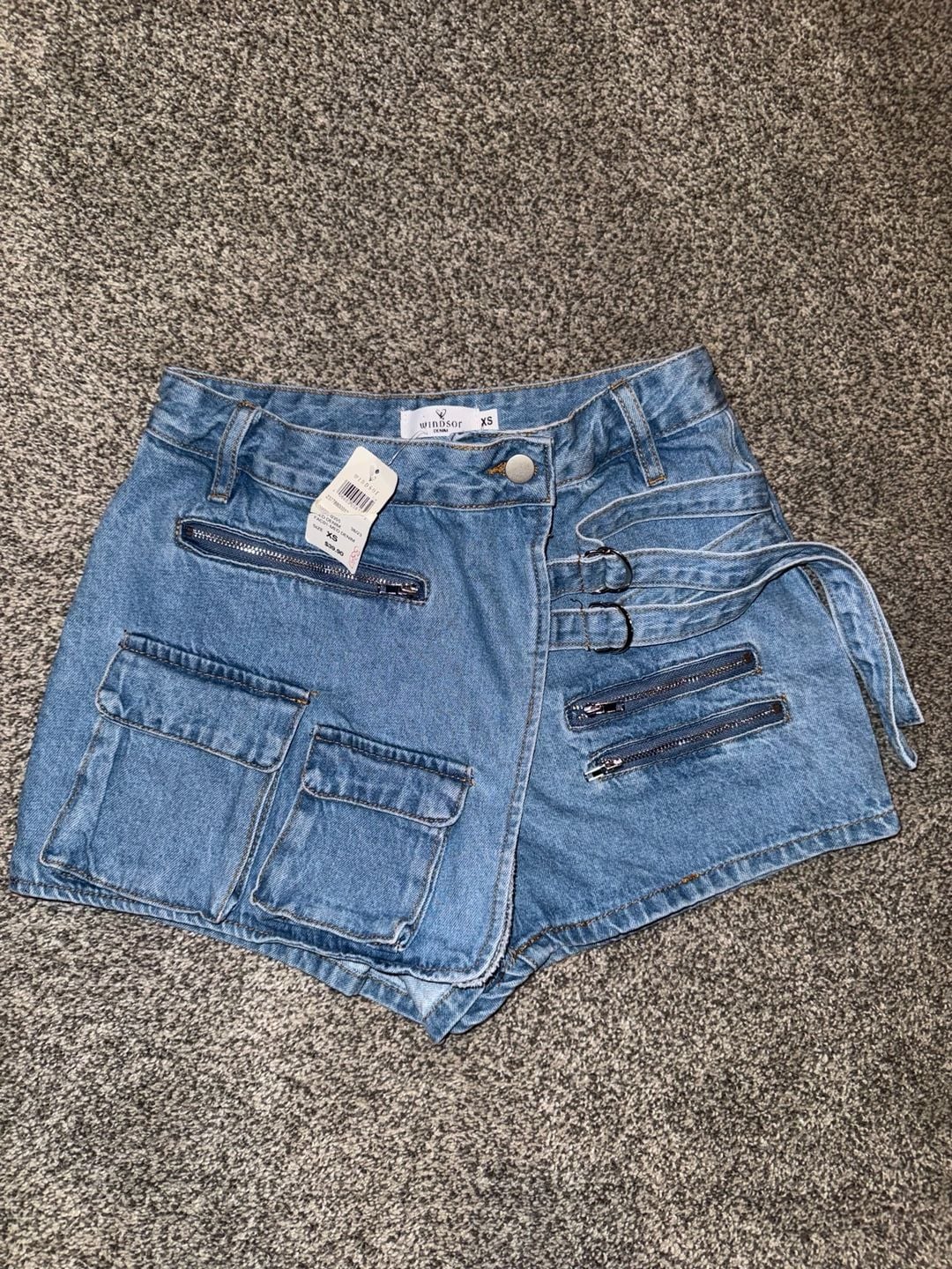 Windsor Denim Skort Size XS Blue Cargo Pockets Asymmetrical Zippers 2