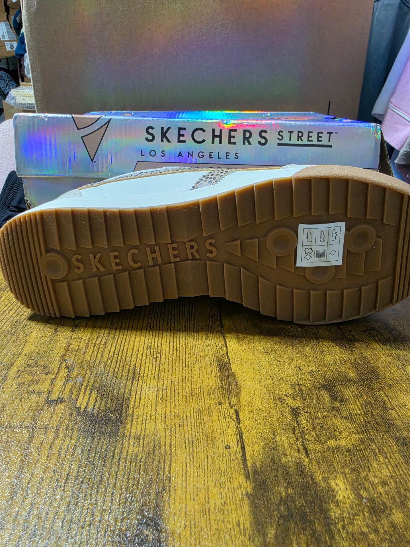 Women Skechers Zinger 2.0 Concrete Safari Sneaker White Leopard 5