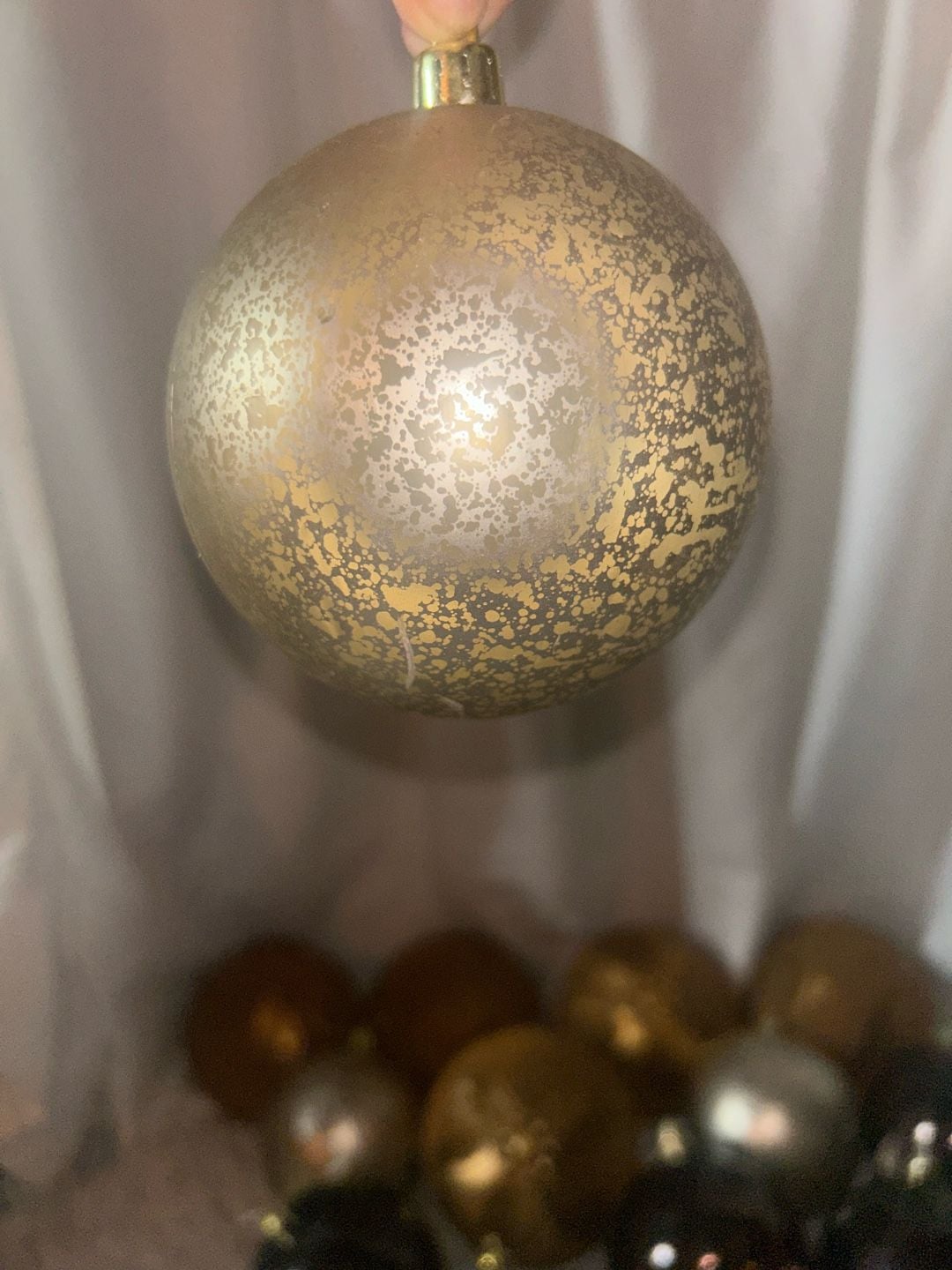 WeRChristmas 28 Variety Christmas Tree Baubles Decoration Pack with Tinsel Beads, Brown/Bronze/Gold - , 5