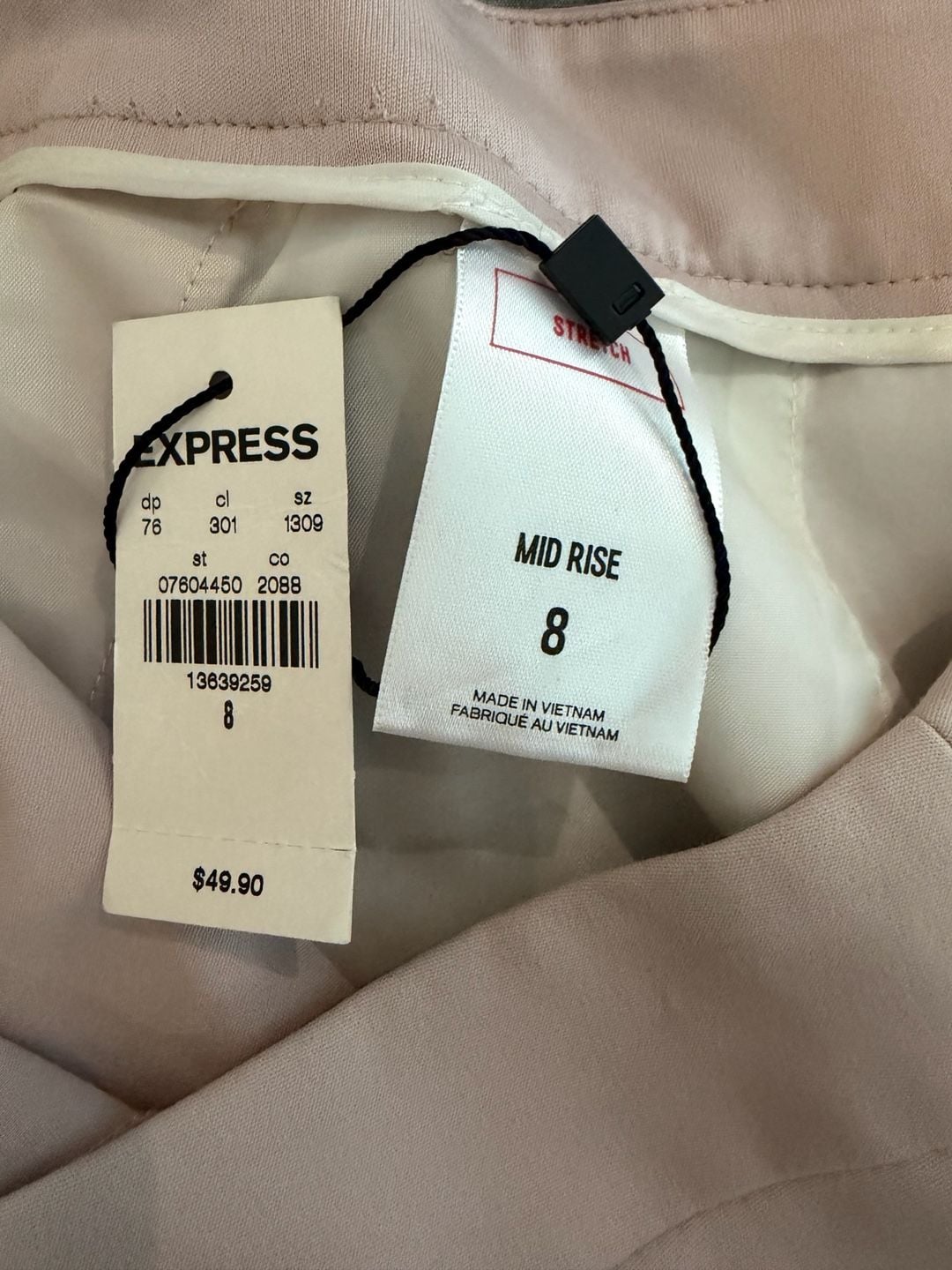 Express Mid Rise Tailored Shorts Size 8 Pink Stretch 4