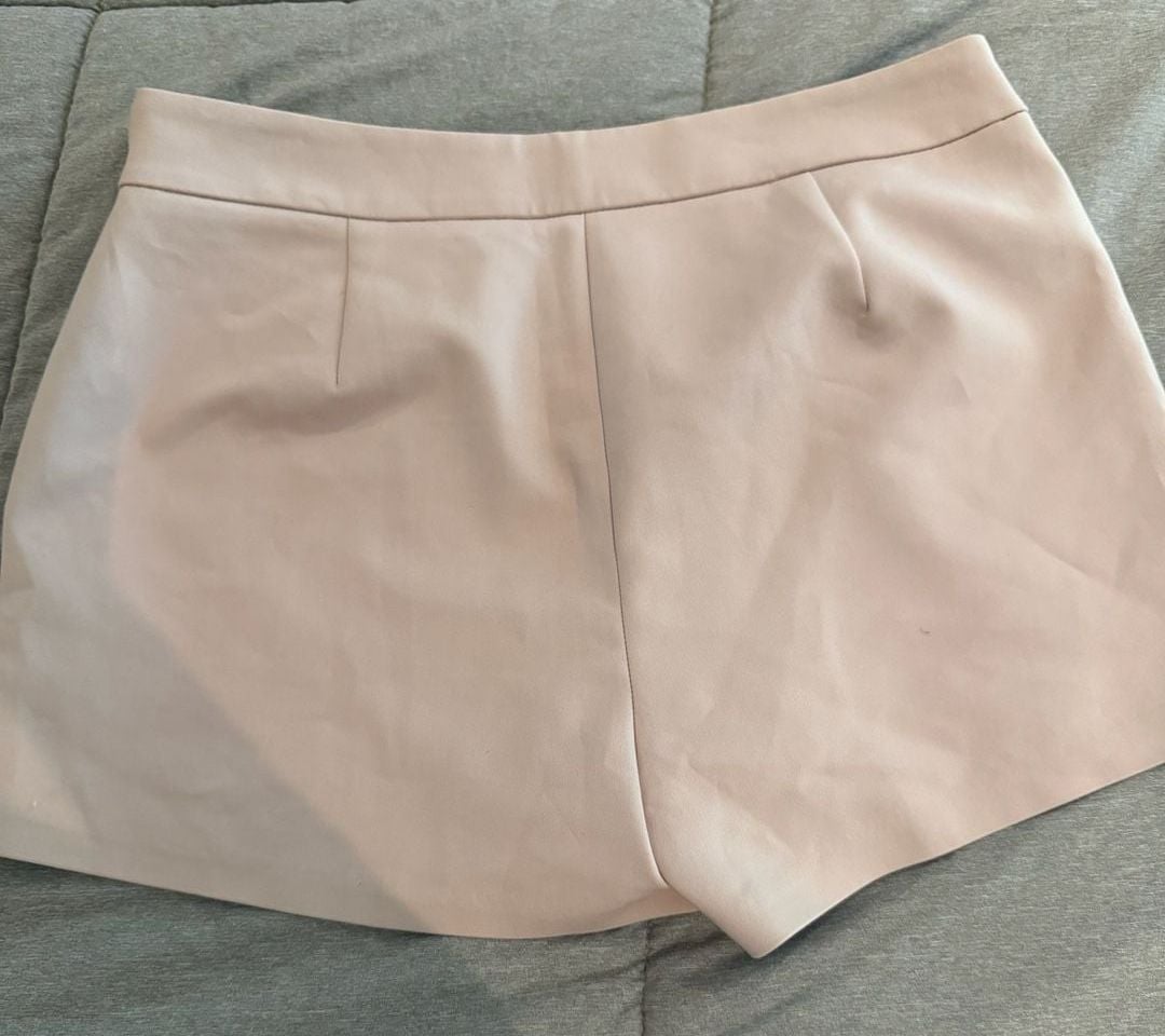 Express Mid Rise Tailored Shorts Size 8 Pink Stretch 3