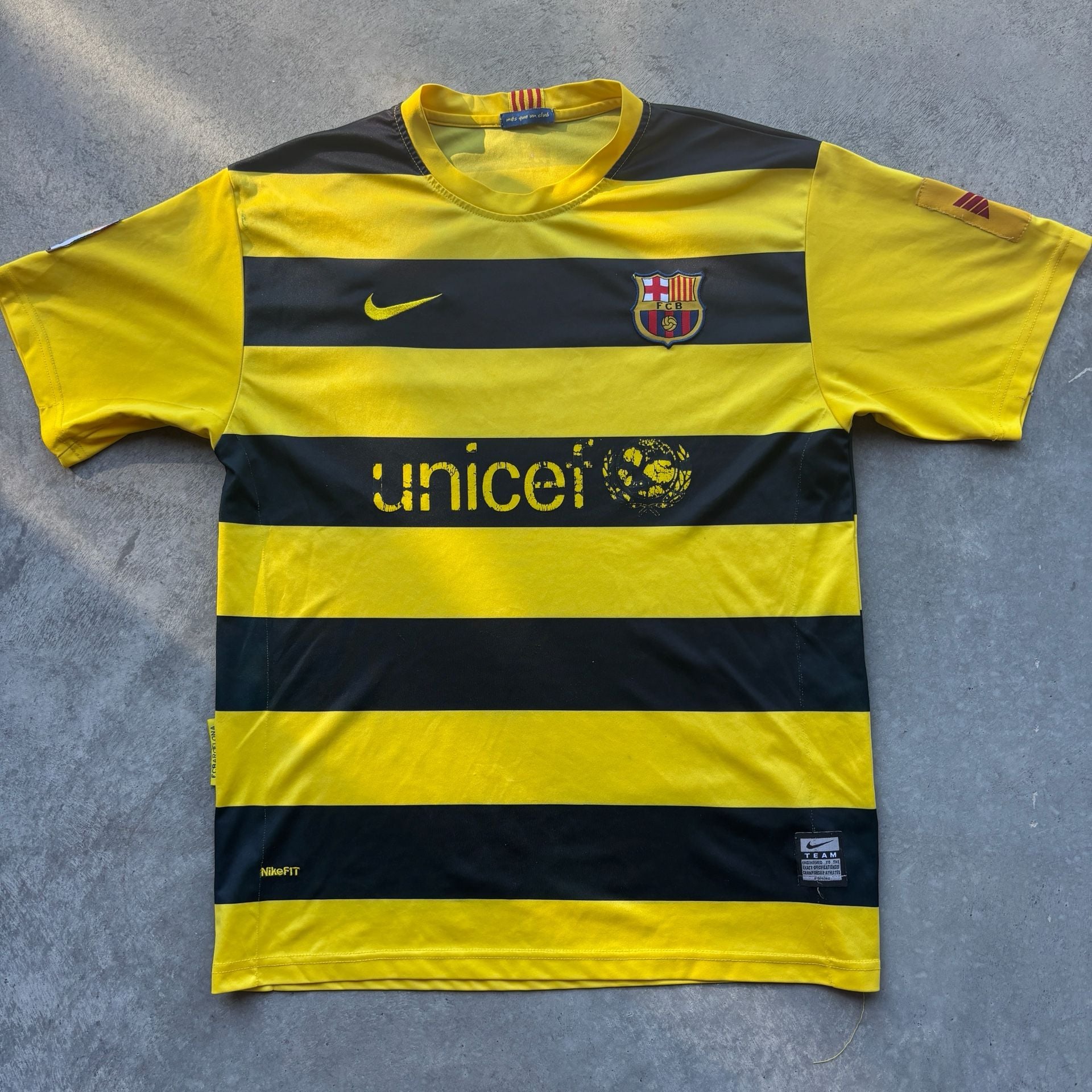 2007/08 RARE FC Barcelona Away Soccer Kit Jersey Striped Nike Size L 2