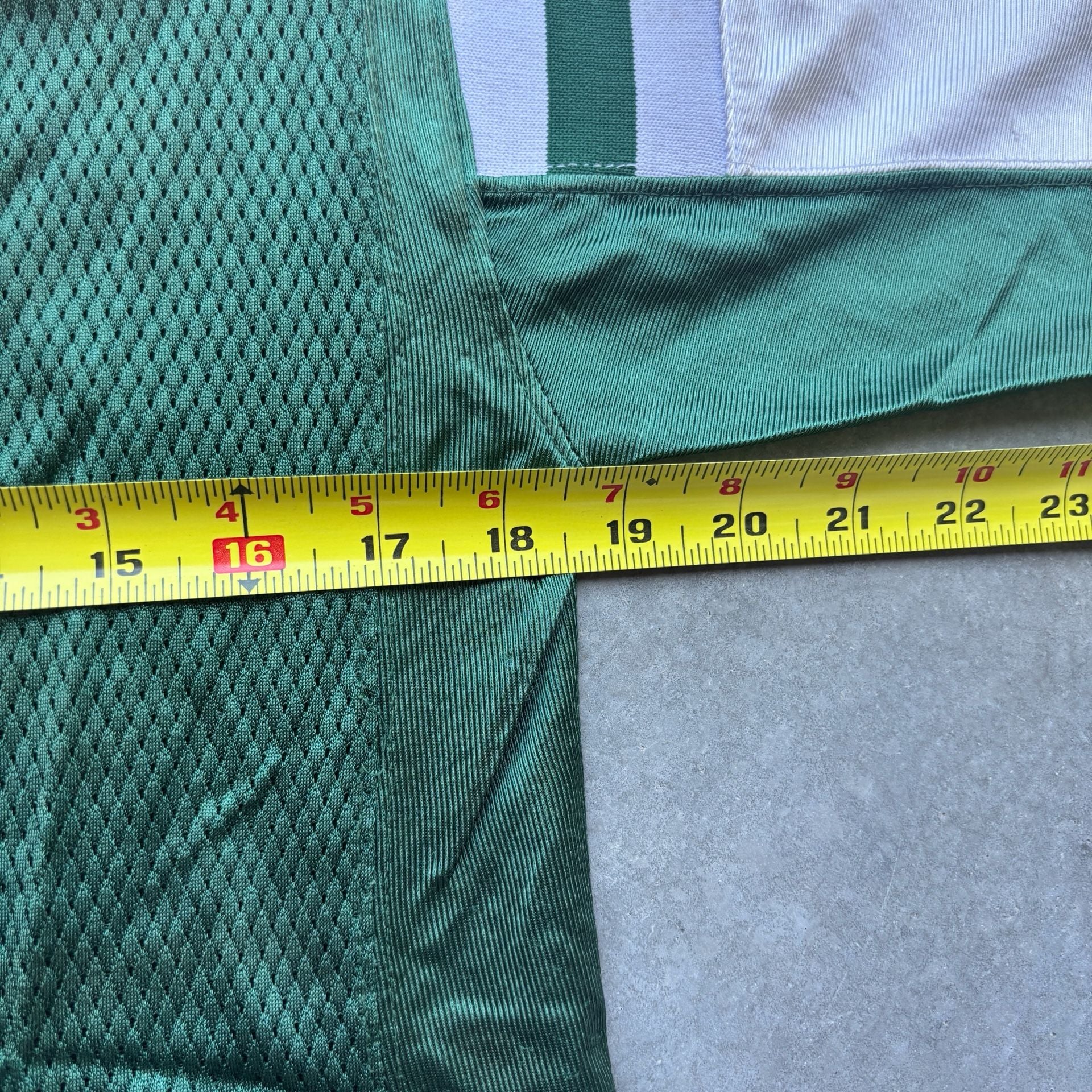 2000’s Vintage Brett Favre New York Jets #4 NFL Jersey Reebok Size YL 6