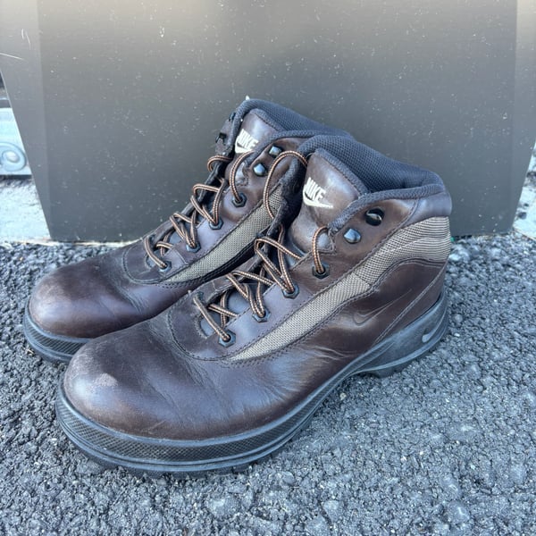 2008 Vintage Y2K Nike ACG Mandara Hiking Boots Brown Leather Size 8.5