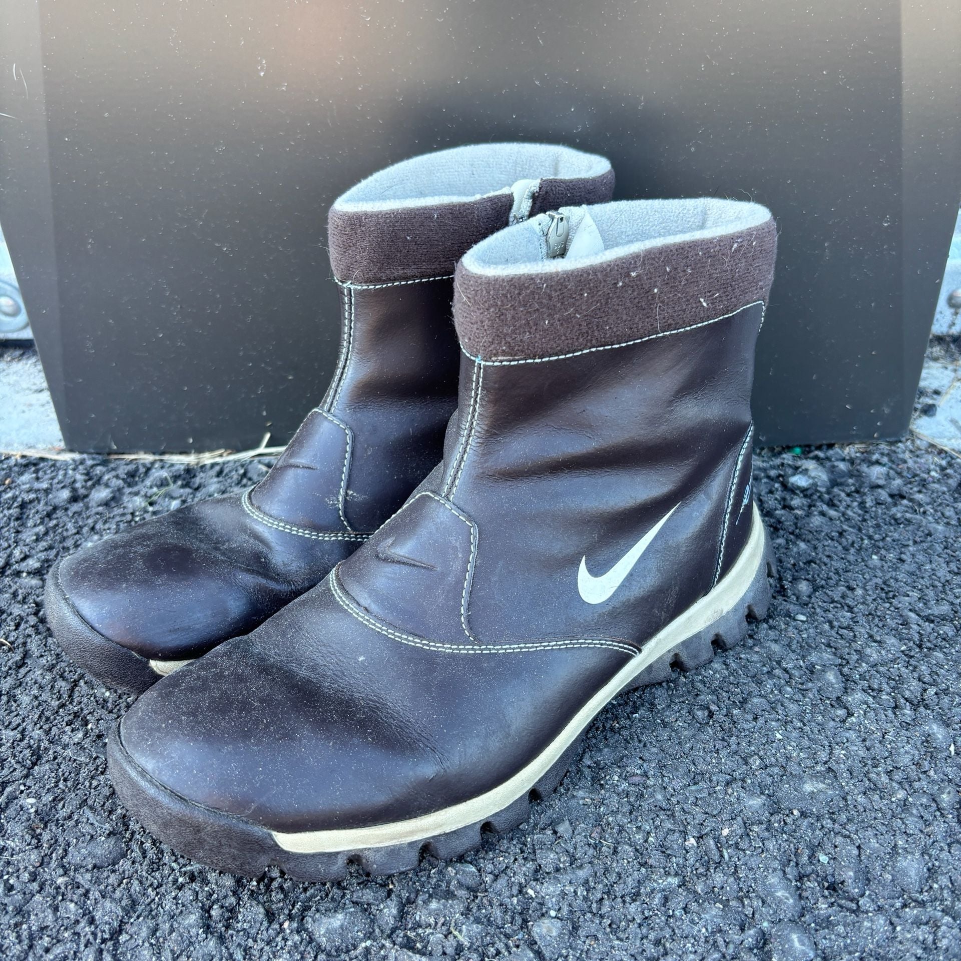 2006 Vintage Y2K Nike Yucan Zip WS Leather Boots Brown Size 7Y 2