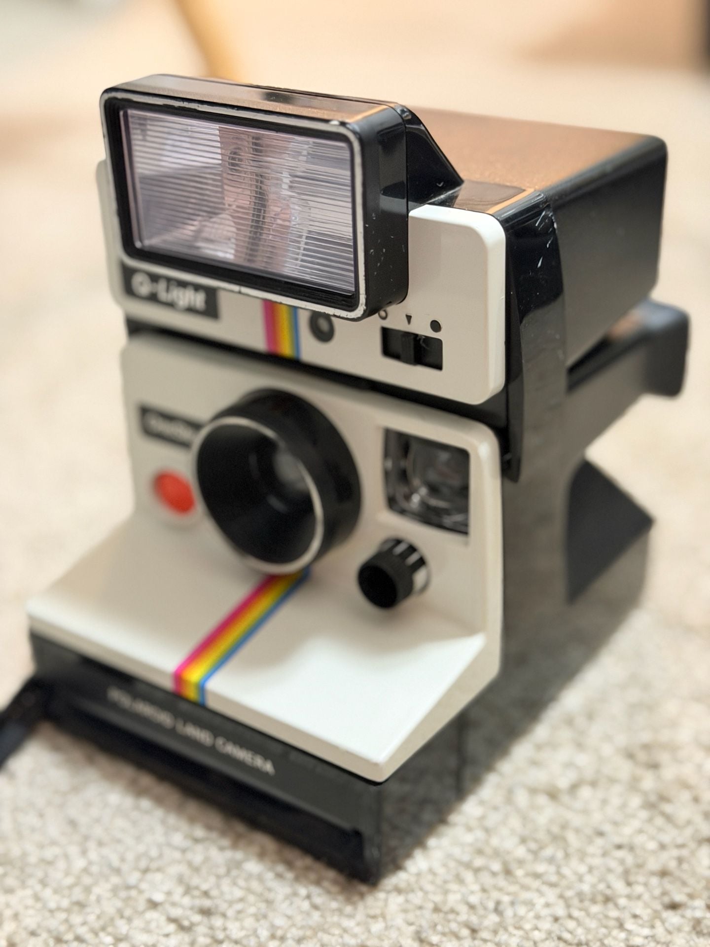 Polaroid OneStep Land Camera with Q-Light Flash w/ Film! 6