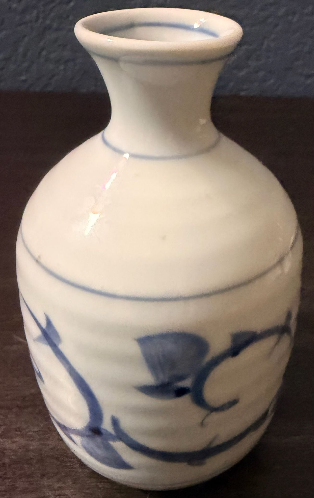 VTG Japanese Porcelain Sake Bottle Tokkuri Blue Floral Hand Painted 2