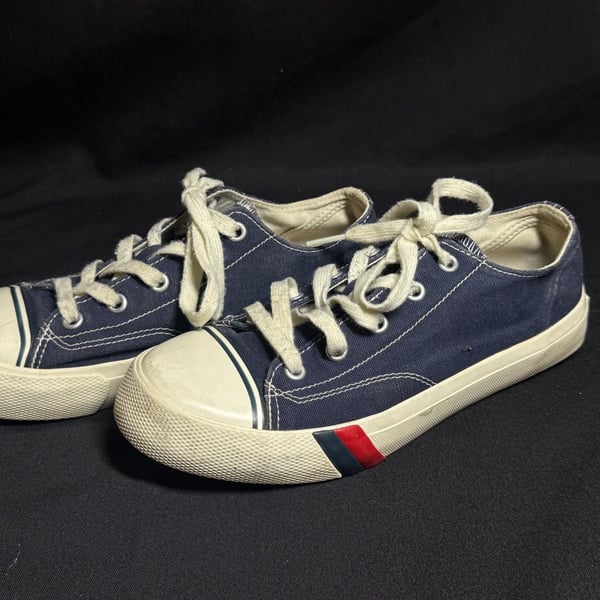 Pro-Keds Royal Lo Classic Canvas Size 4M Navy Sneakers