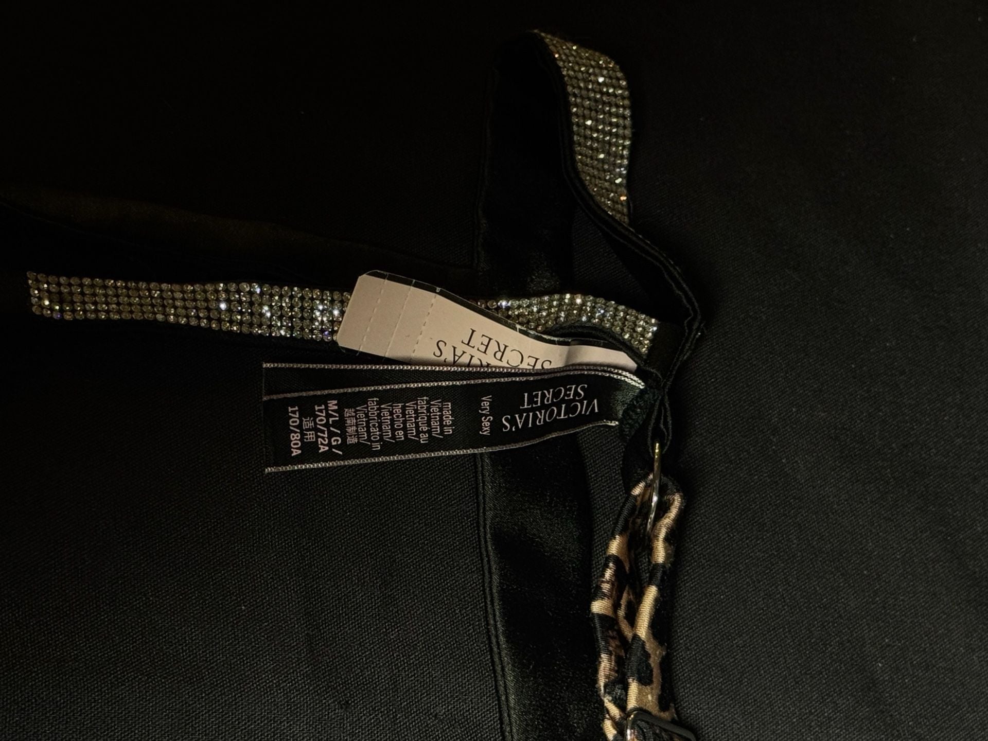 Victoria's Secret Very Sexy Shine Strap Garter Belt Size M/L Leopard Print 4