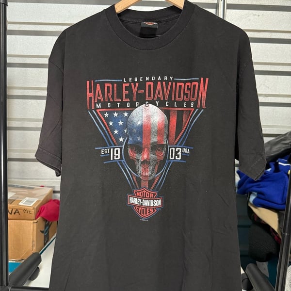 Harley Davidson T-Shirt XL Black Skull American Flag Lisle IL
