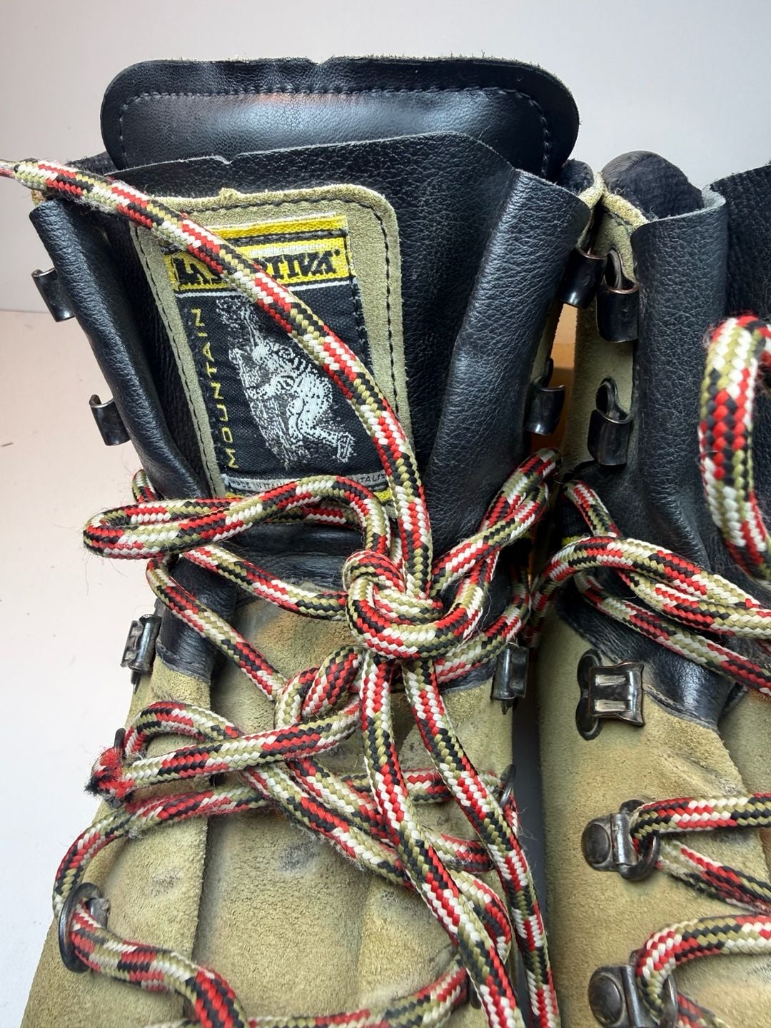 La Sportiva Makalu Hiking Boots Size US 8.5 EU 41.5 Boots vibrant Italy Suede 8