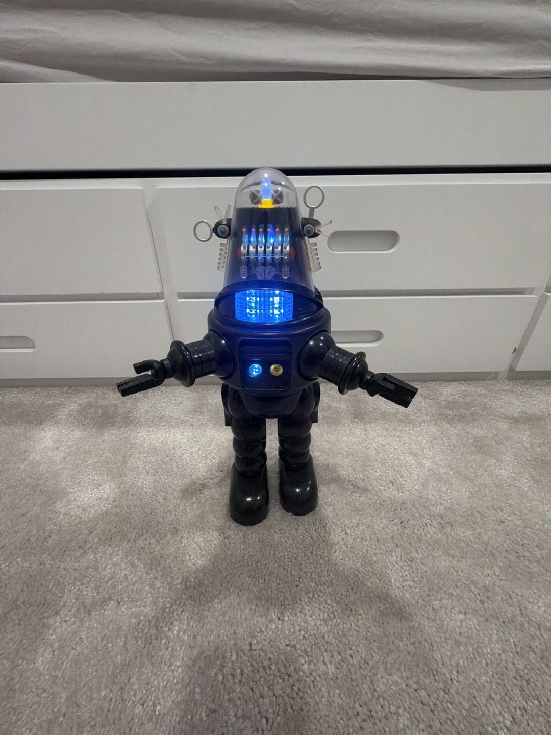 Turner Entertainment Forbidden Planet Robby the Robot Black 14 Inch 5