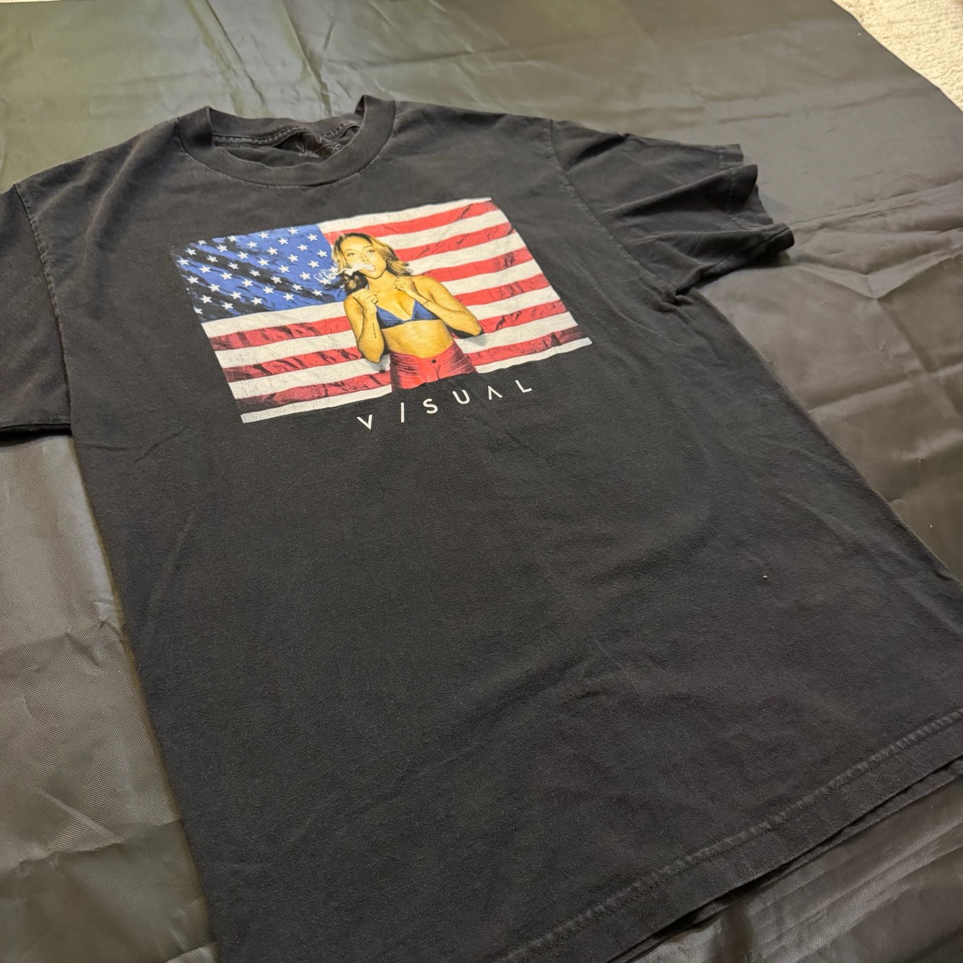 Product thumbnail 4