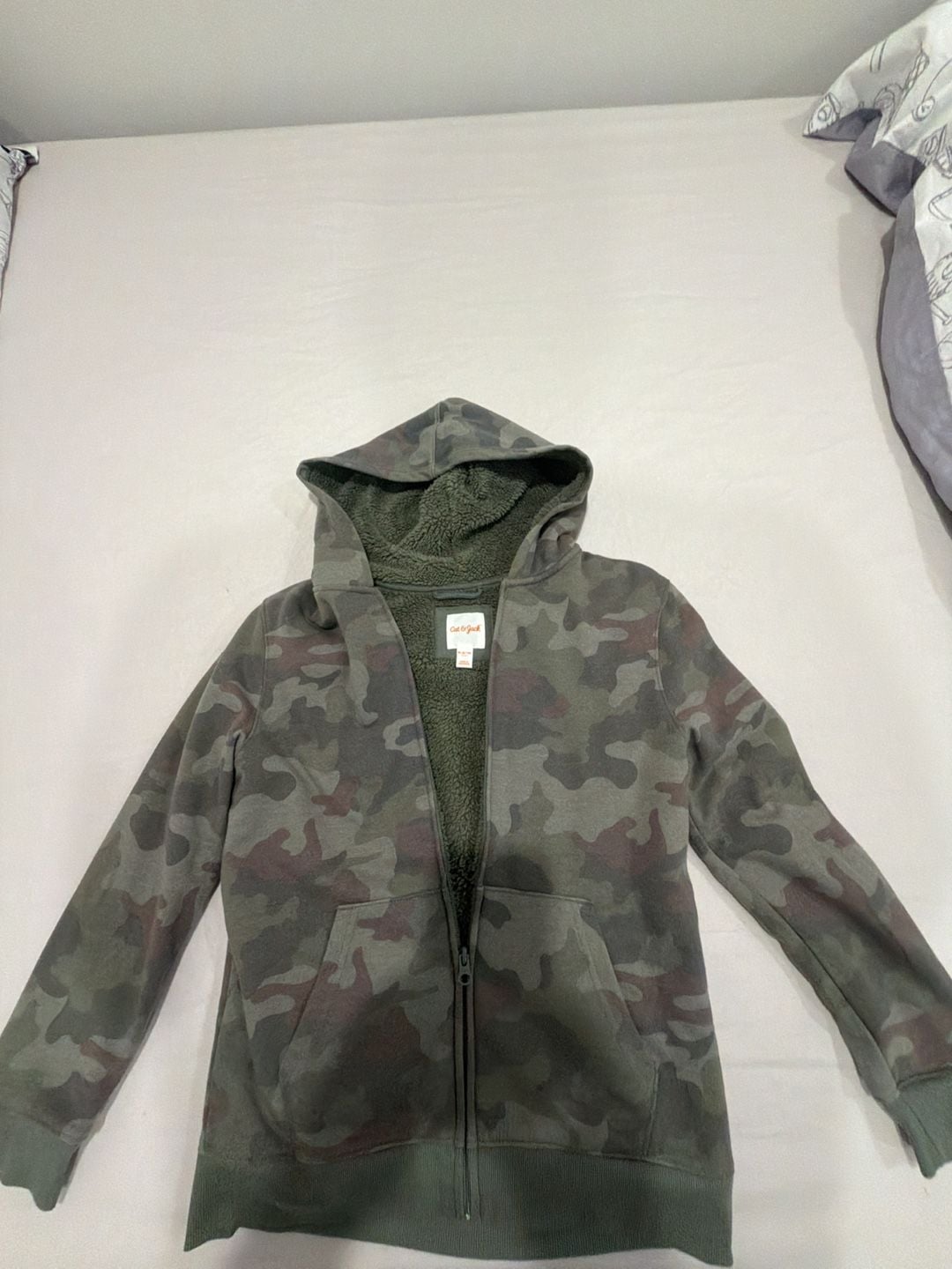 Cat & Jack Camouflage Sherpa Lined Full-Zip Hoodie Size M (8/10) 2