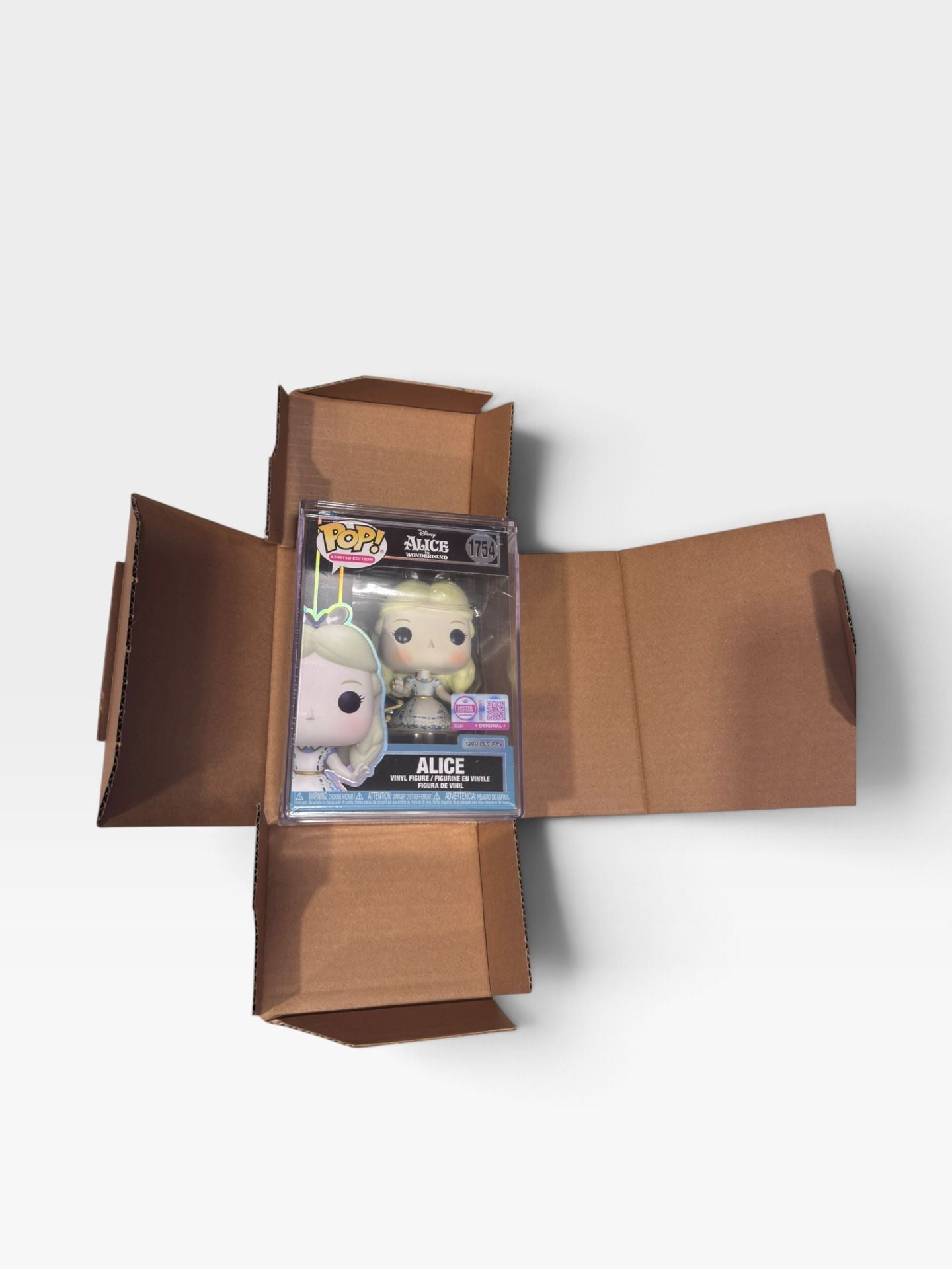 Funko Pop Alice In Wonderland Alice LE 1,200 Pcs In Hand 5