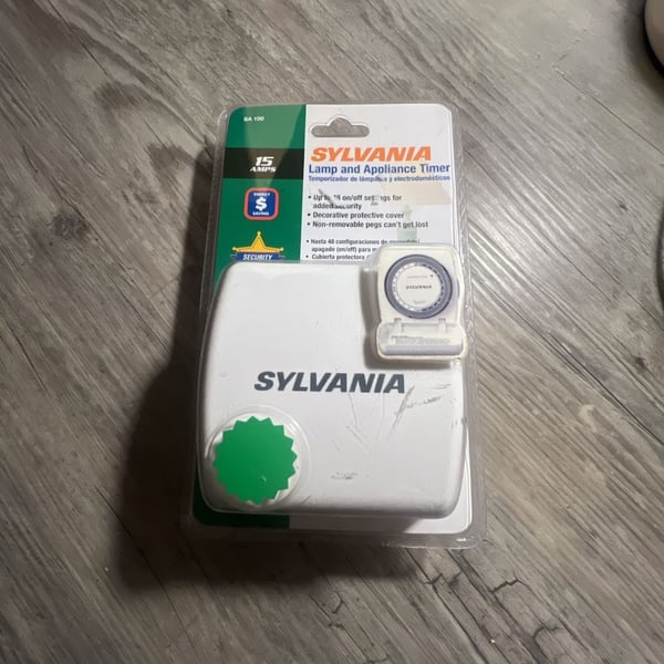 Sylvania Lamp and Appliance Timer SA100