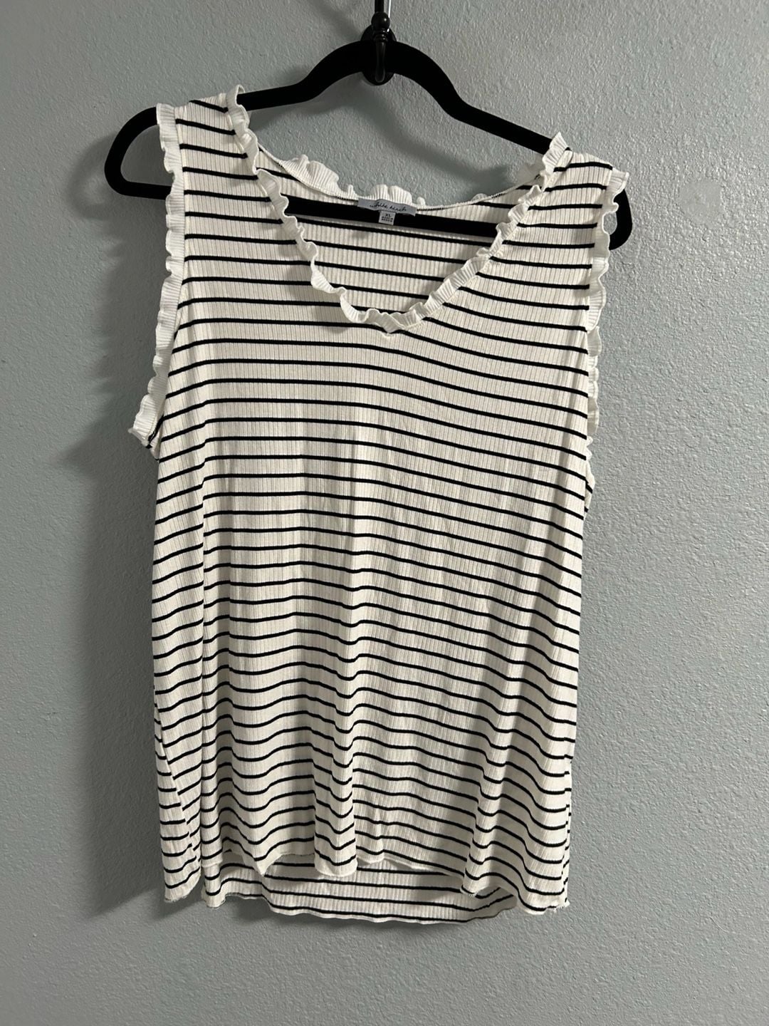 White Birch Tank Top Size XL Black White Striped Ruffle Trim 2