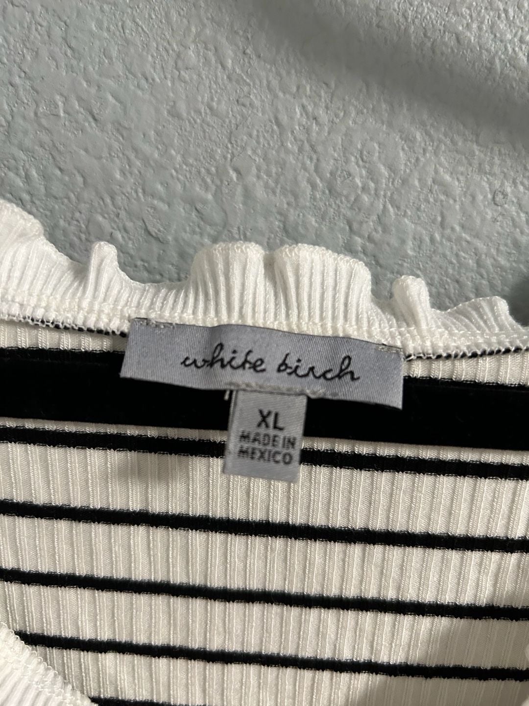 White Birch Tank Top Size XL Black White Striped Ruffle Trim 3