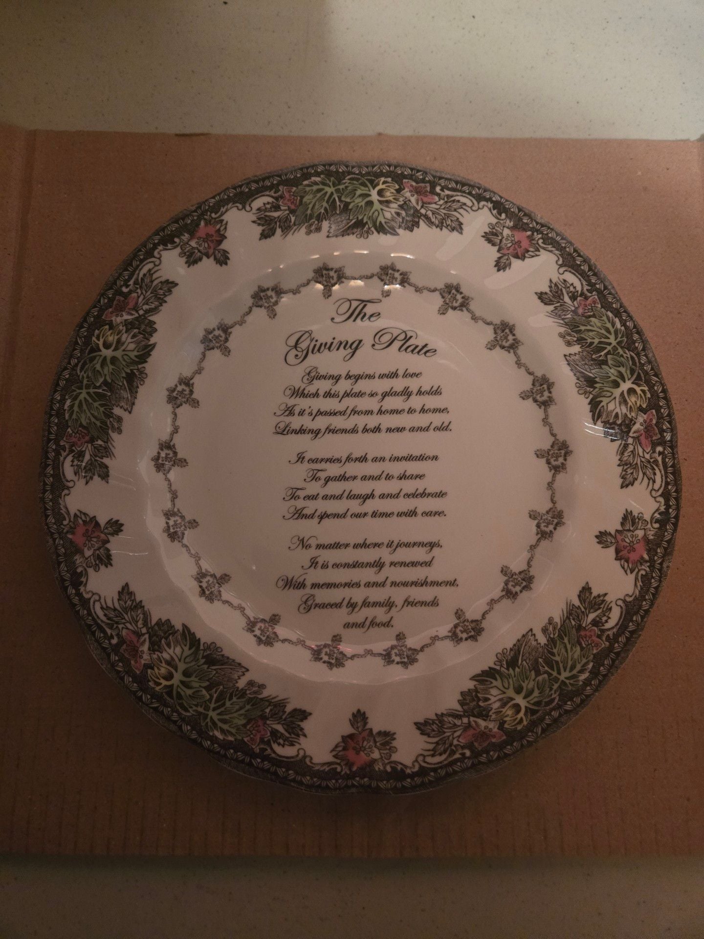 Johnson Brothers The Giving Plate 10.5" Dinner Plate 1
