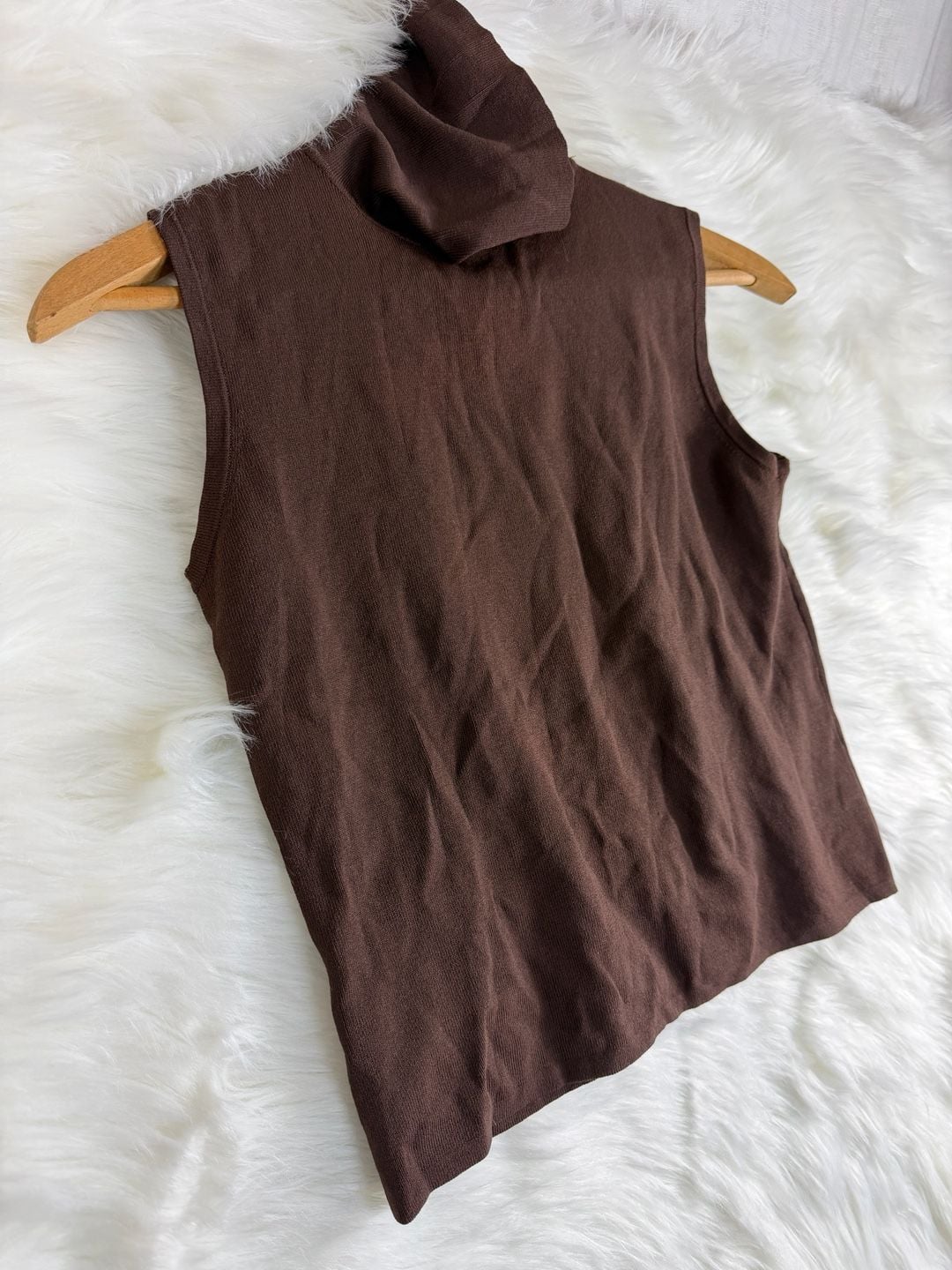 Vintage Scott Taylor Sleeveless Turtleneck Top Size L Brown Viscose Knit 3