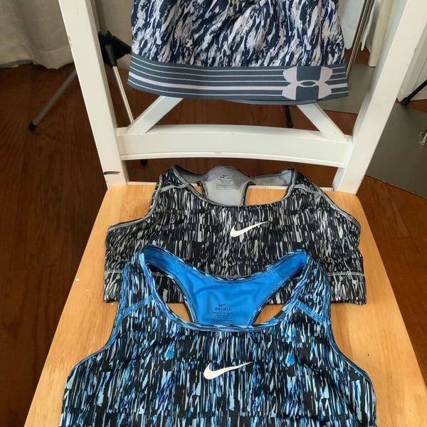 Nike And Under Armour Sports Bras Lot Women’s Size Small