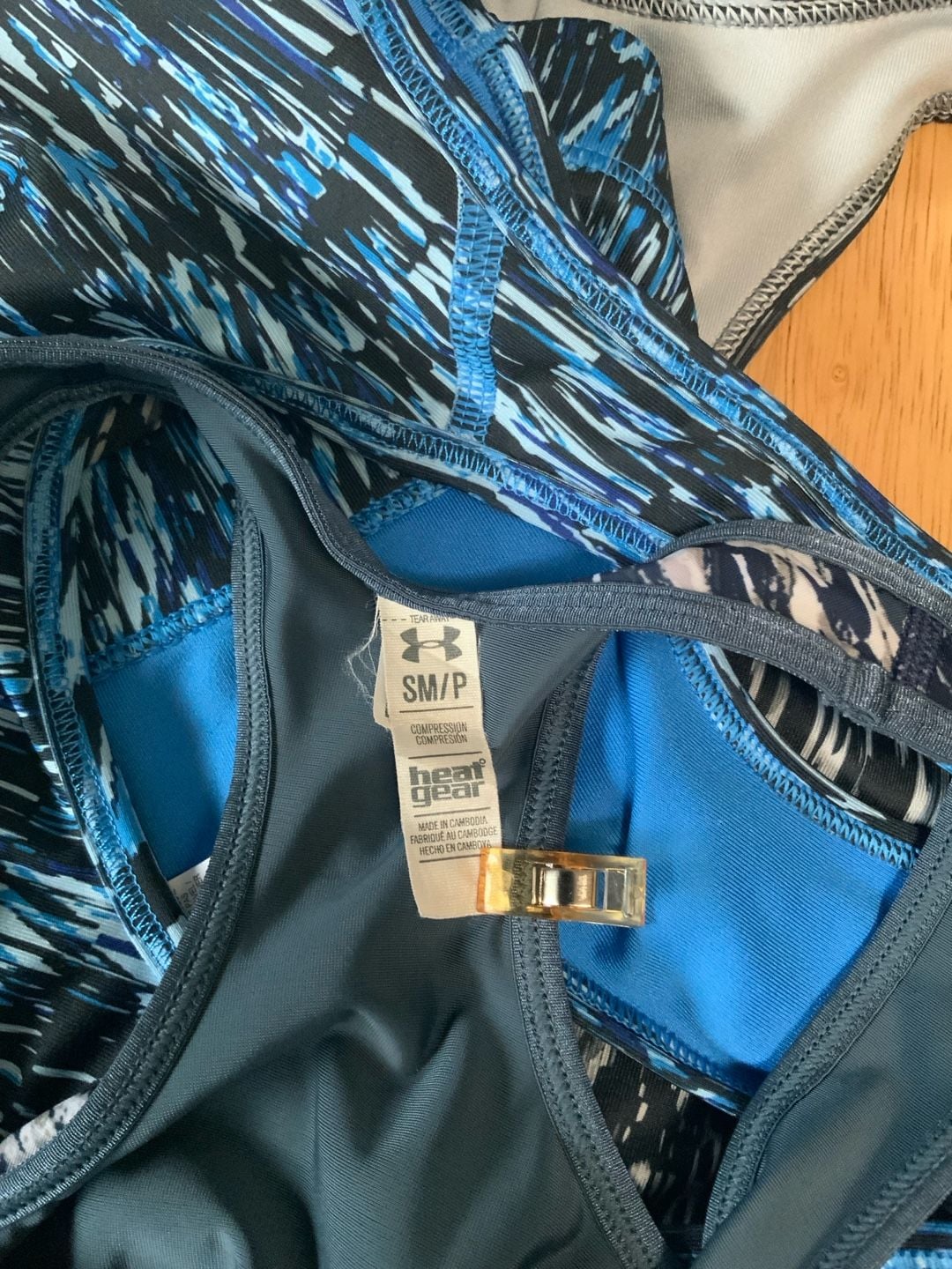 Nike And Under Armour Sports Bras Lot Women’s Size Small 4