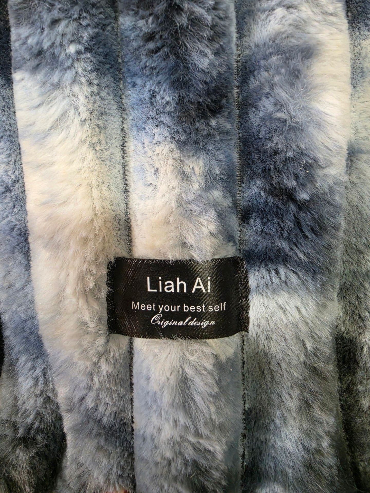 Liah Ai Faux Fur Handbag Blue Grey Tie Dye 3