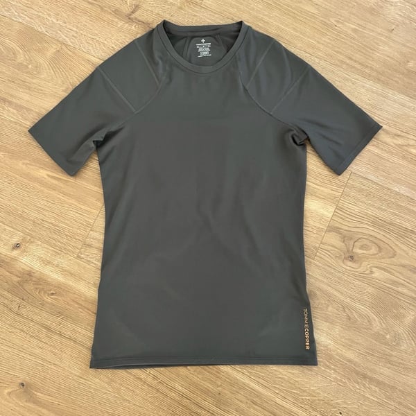Tommie Copper Shoulder Support Shirt Size M Gray Athletic Compression