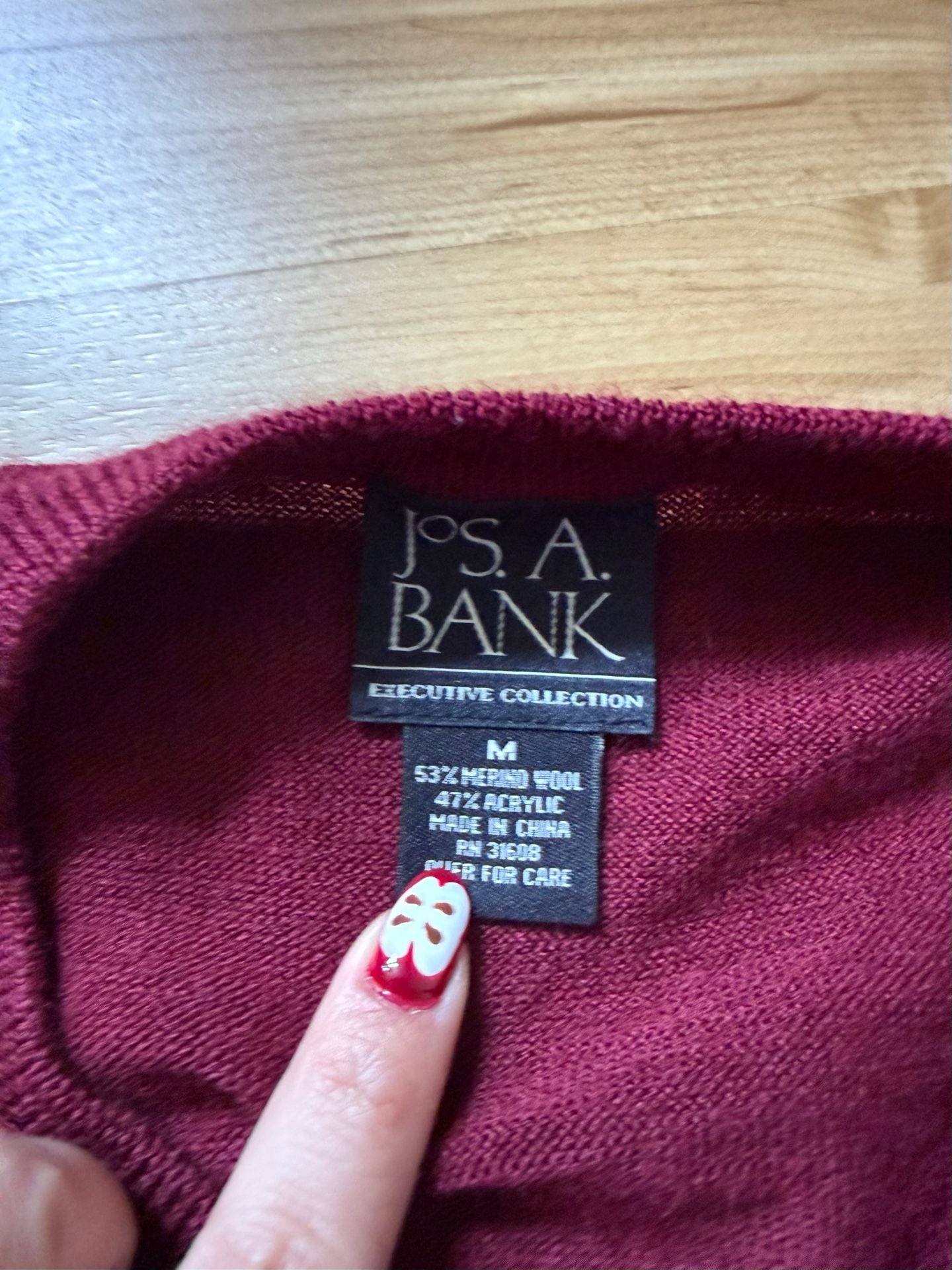 Jos. A. Bank V-Neck Sweater Size M Maroon Merino Wool Blend 3