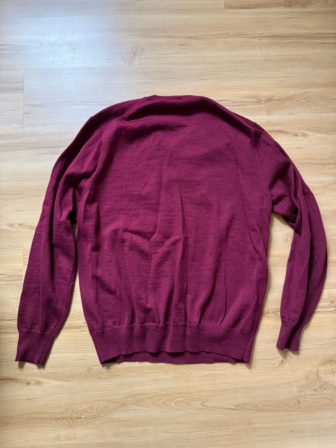 Jos. A. Bank V-Neck Sweater Size M Maroon Merino Wool Blend 4