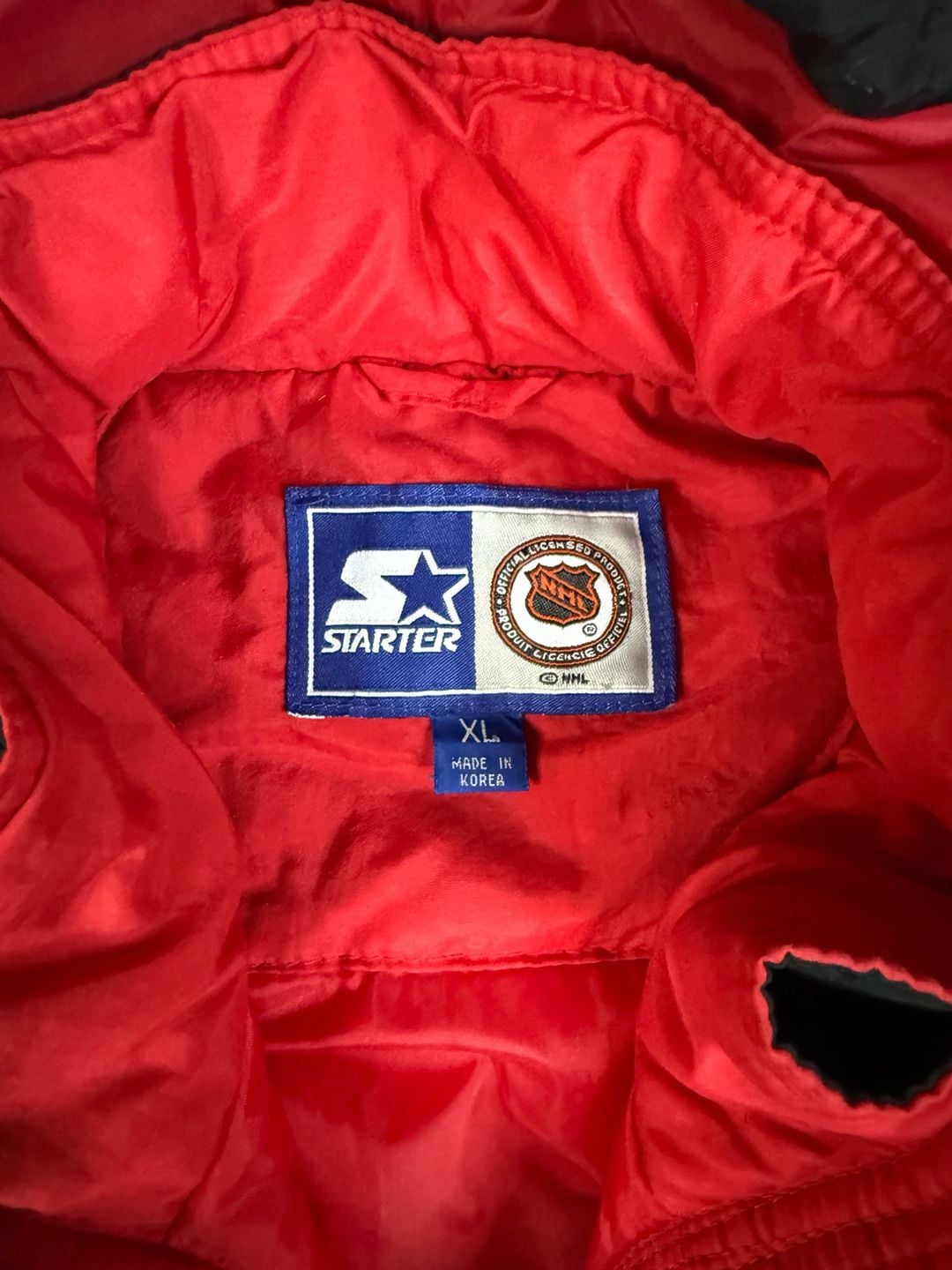 Starter Chicago Blackhawks Winter Jacket Size XL Black NHL Hockey Puffer#136 4